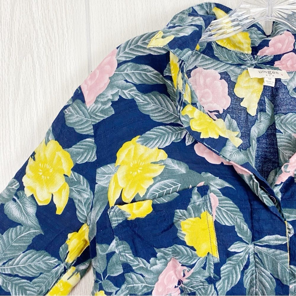 Umgee | Navy Blue Floral Button Down Long Sleeve Size Medium - Picture 5 of 13